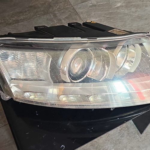 Audi facelift bi xenon - a6,